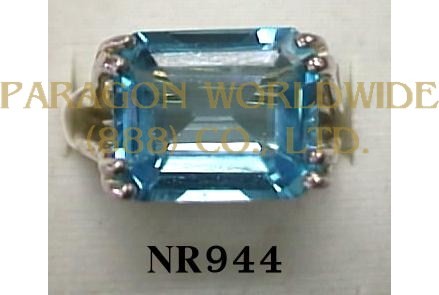 925 Sterling Silver Ring Light Swiss Blue Topaz - NR944