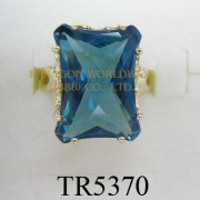 10K Yellow Gold Ring London Blue Topaz - TR5370
